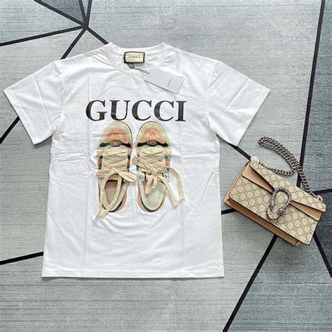 logo gucci viet nam